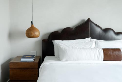 Suite de 1 dormitorio - 1 cama extragrande del hotel CODA Williamsburg