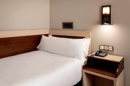 Habitación Individual del hotel ByB HOTEL Zaragoza Royal. Foto 1