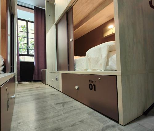 Habitación Familiar Estándar del hotel Free Hostels Barcelona. Foto 4