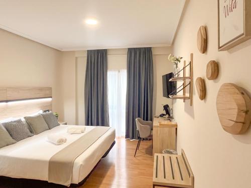 Habitación Doble Deluxe del hotel VTZ El Príncipe. Foto 7