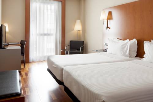 Habitación doble 2 camas del hotel B&B Zaragoza Los Enlaces Estación