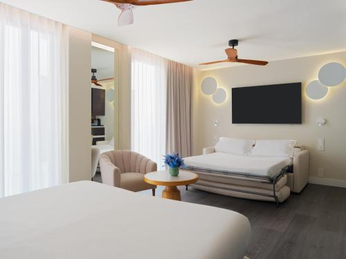 Habitación Superior Atrium del hotel H10 Port Vell. Foto 8