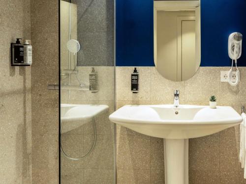 Habitación Doble Estándar - 2 camas del hotel Ibis Styles Zaragoza Centro. Foto 1