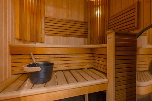 Habitación Superior con sauna - cama extragrande del hotel Marski By Scandic. Foto 5