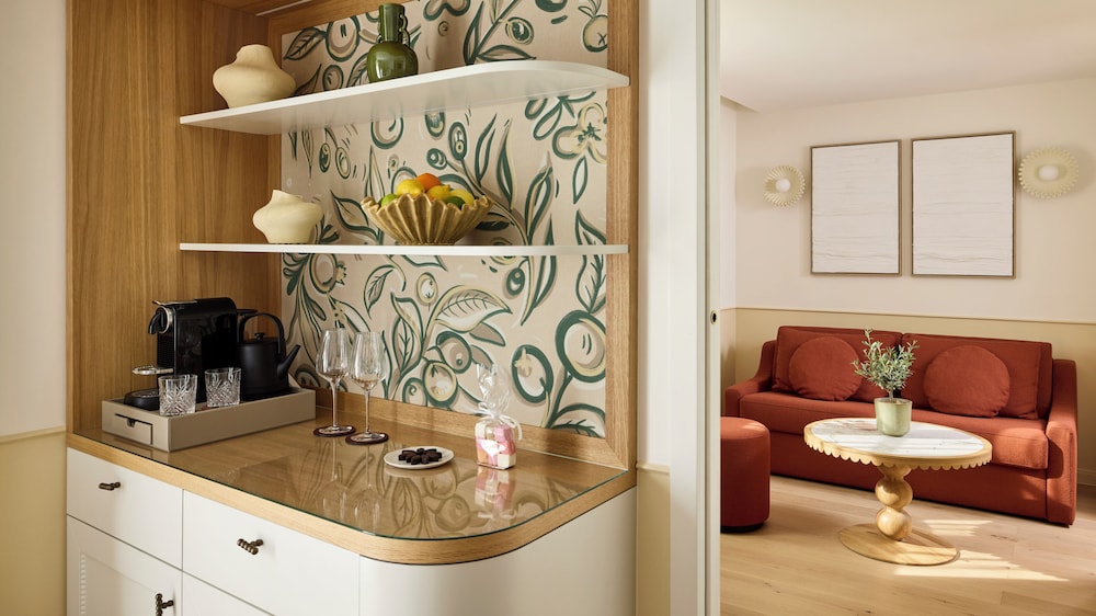 Suite del hotel Grand Roi René Aix-en-provence Centre – Mgallery. Foto 1