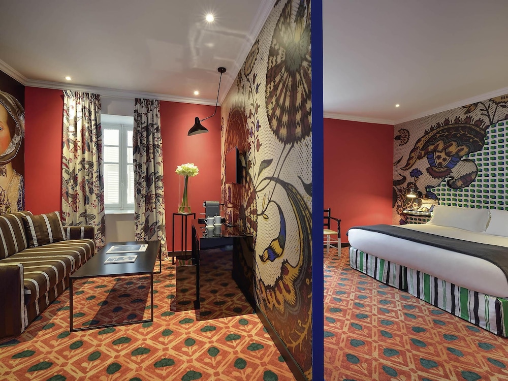 Suite Junior con cama doble del hotel Jules Cesar and Spa - Mgallery Collection. Foto 2