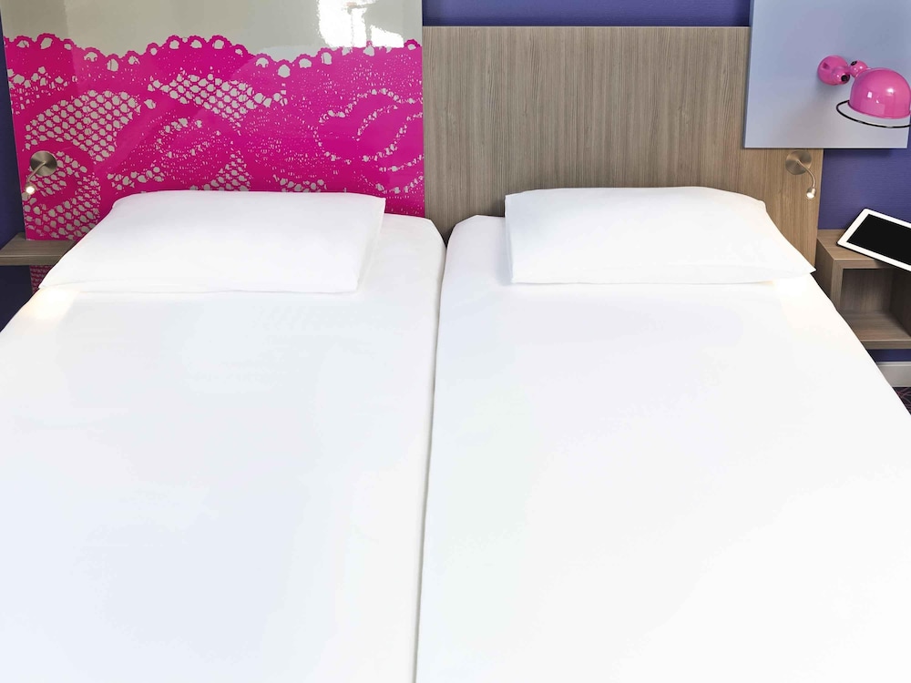 Habitación Standard con dos camas individuales del hotel Ibis Styles Arles Palais Des Congrès