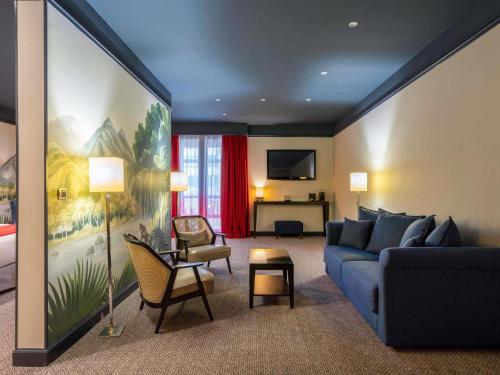 Suite con 1 cama doble del hotel Mercure Bordeaux Château Chartrons. Foto 4