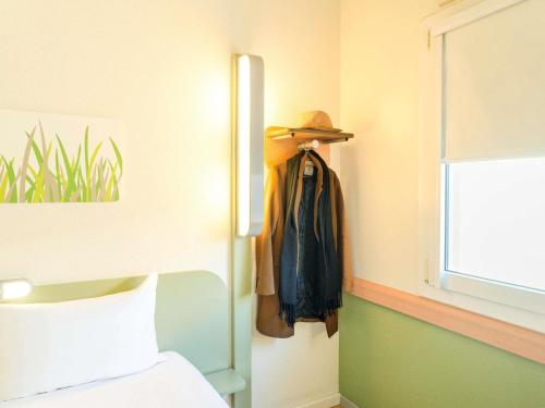Habitación Doble - 2 camas del hotel Ibis Budget Madrid Calle Alcalá. Foto 5