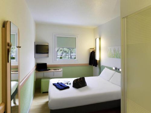 Habitación Doble Classic (1 cama doble) del hotel Ibis Budget Madrid Getafe. Foto 2