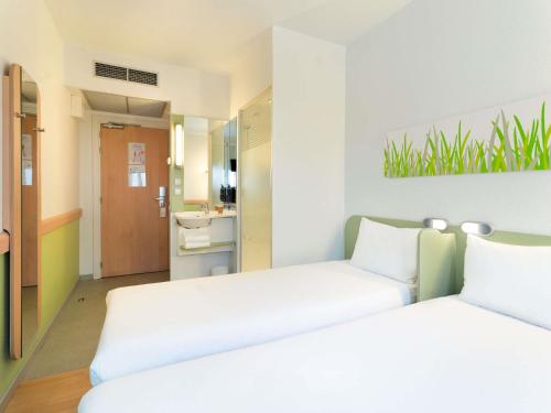 Habitación Doble - 2 camas del hotel Ibis Budget Madrid Centro Las Ventas