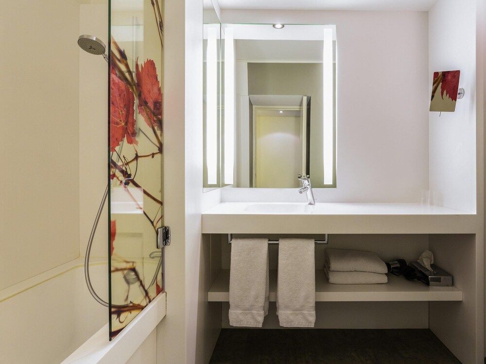 Habitación clásica, 1 cama doble del hotel Mercure Bordeaux Centre Ville. Foto 1