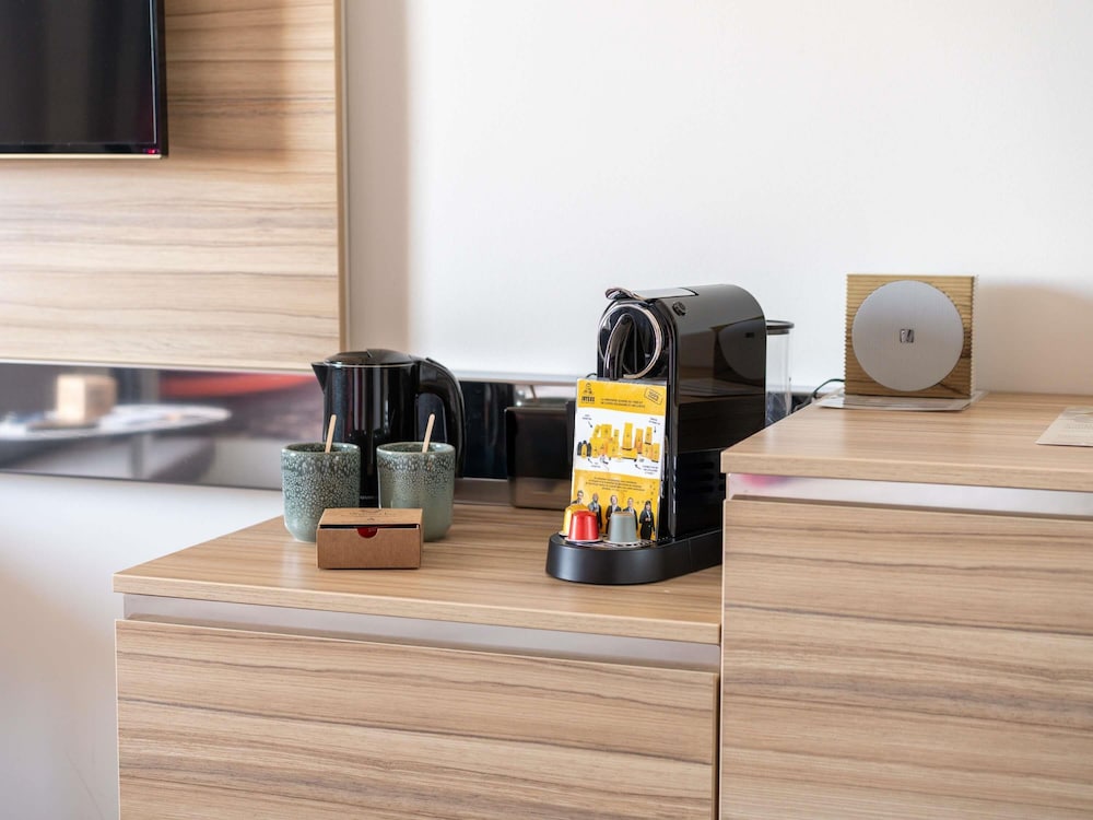 Habitación doble superior del hotel Novotel Bordeaux Centre Ville. Foto 3