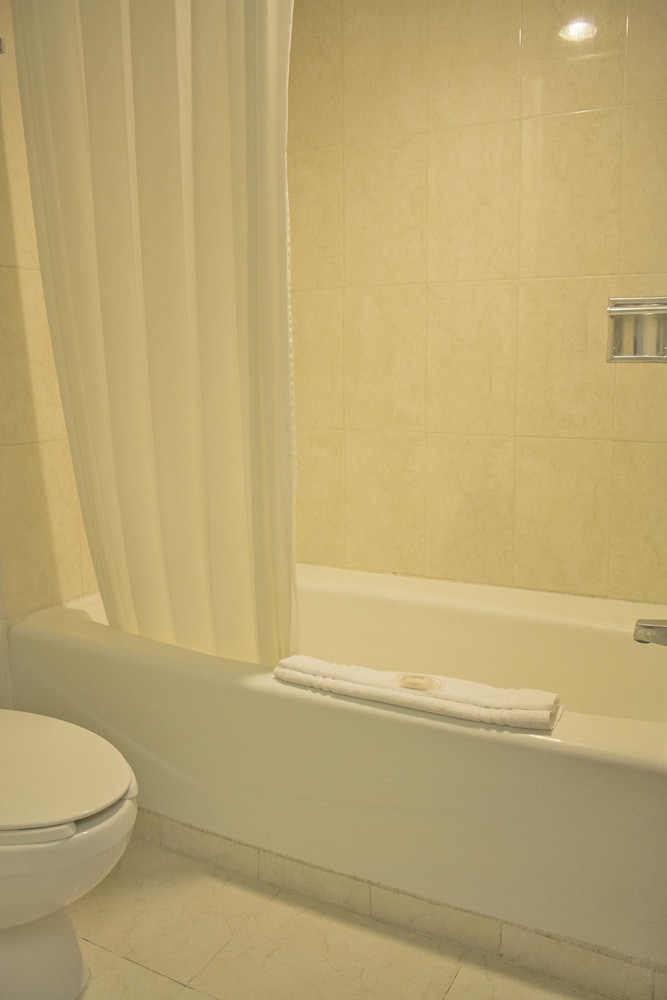 Suite junior, vistas al mar del hotel All Ritmo Cancun Resort and Water Park. Foto 9