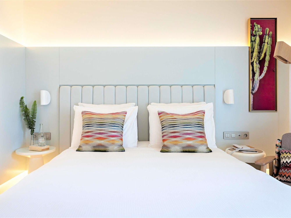 Habitación Superior 1 cama queen size o 2 camas individuales del hotel Croisette Beach Cannes - Mgallery