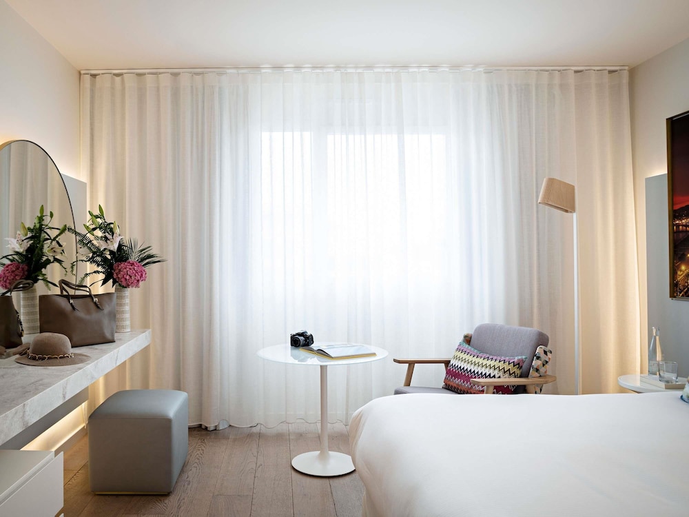 Habitación Superior 1 cama queen size o 2 camas individuales del hotel Croisette Beach Cannes - Mgallery. Foto 6