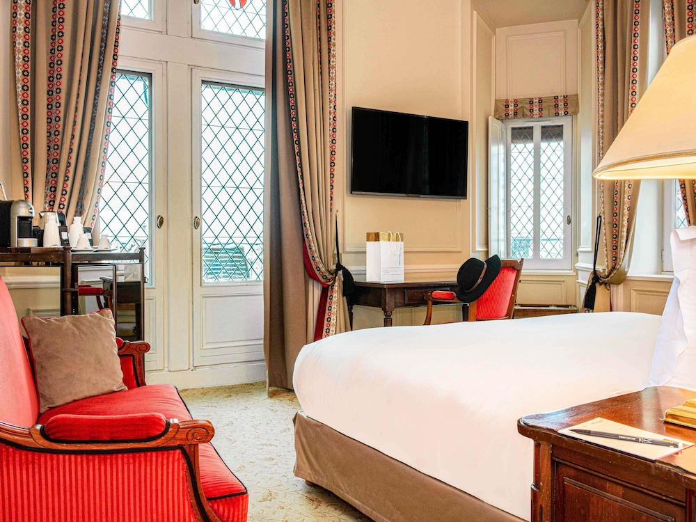 Suite - una cama king size del hotel De La Cite Carcassonne - Mgallery Collection