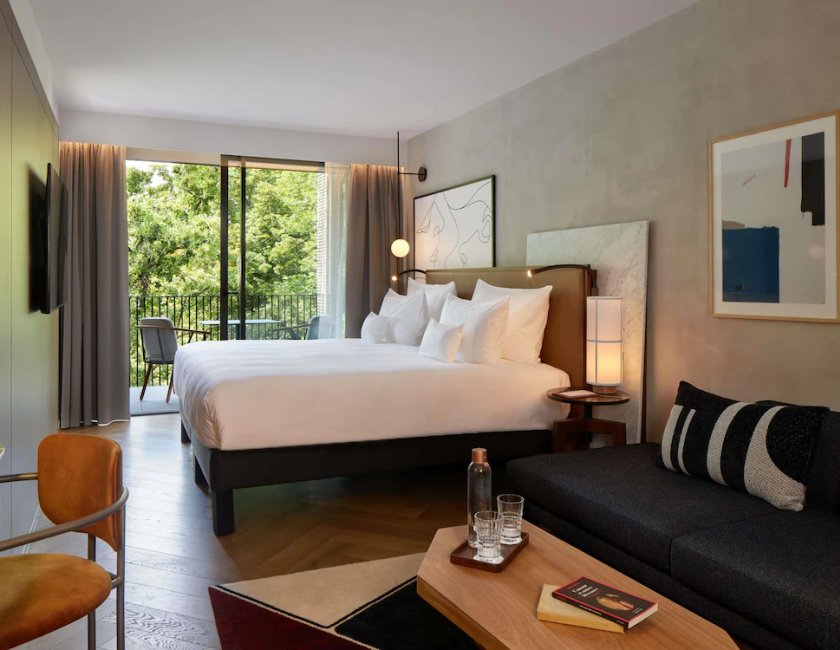 Habitación doble Balcón o Terraza 1 Cama queen Business del hotel L'esquisse and Spa Colmar - Mgallery