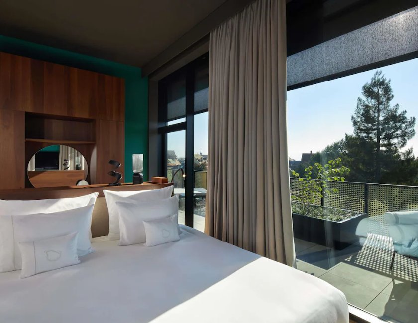 Ático 3 habitaciones 1 Cama doble del hotel L'esquisse and Spa Colmar - Mgallery. Foto 7