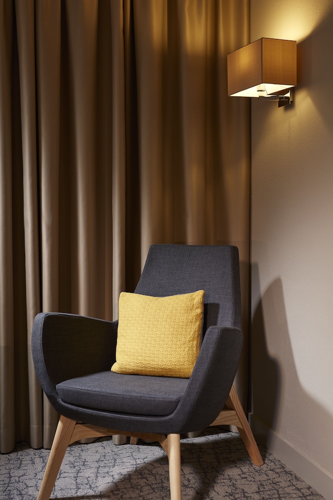Habitación Clásica con camas individuales del hotel Mercure Colmar Centre Unterlinden. Foto 5