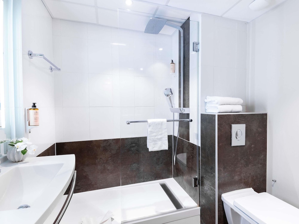 Habitación Privilege con 1 cama doble del hotel Mercure Colmar Centre Unterlinden. Foto 3