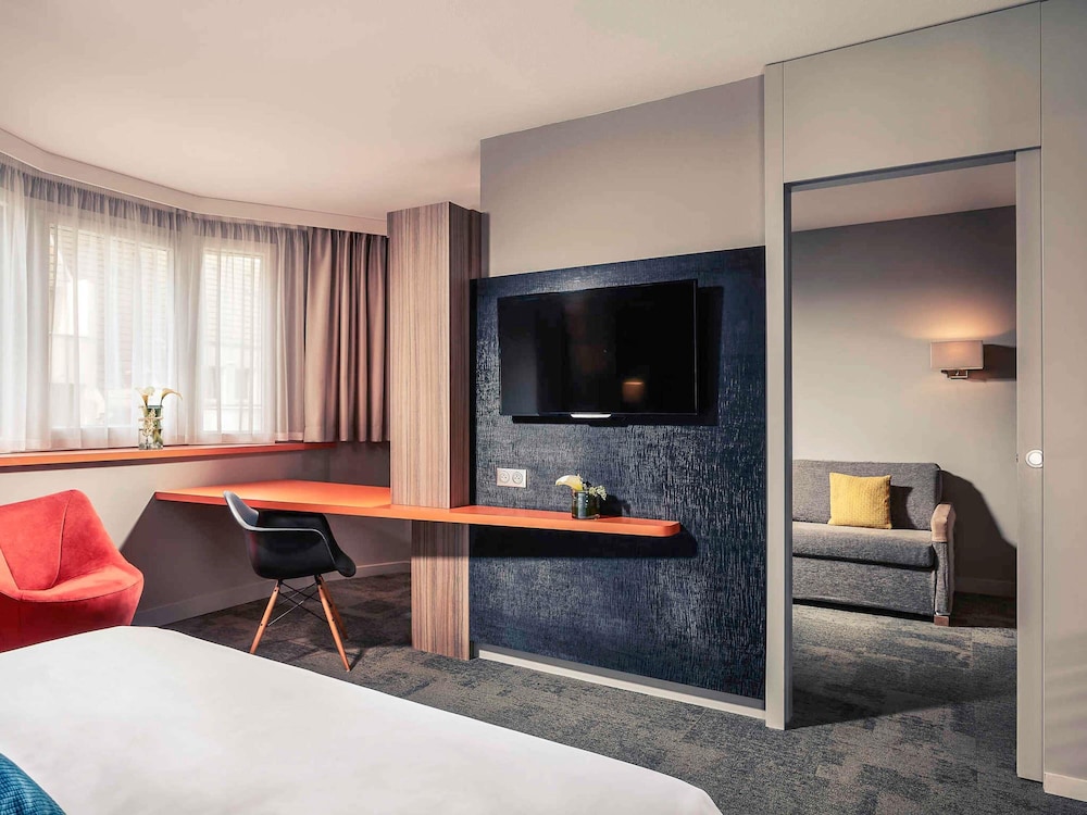 Suite Junior con 1 cama doble y 1 sofá - cama doble del hotel Mercure Colmar Centre Unterlinden