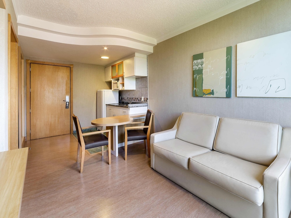 Apartamento Superior con 2 camas individuales del hotel Manhattan Porto Alegre By Mercure. Foto 7