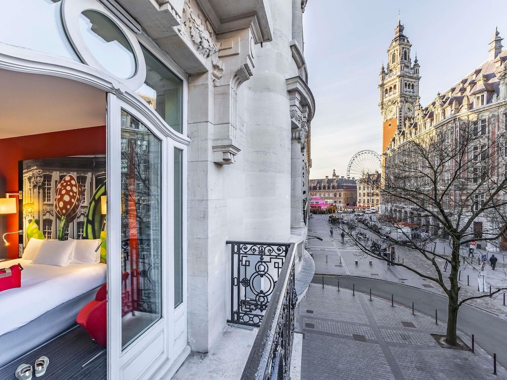 Suite Lujo Sofá Cama incluido 1 Cama doble del hotel Mercure Lille Centre Grand Place. Foto 1