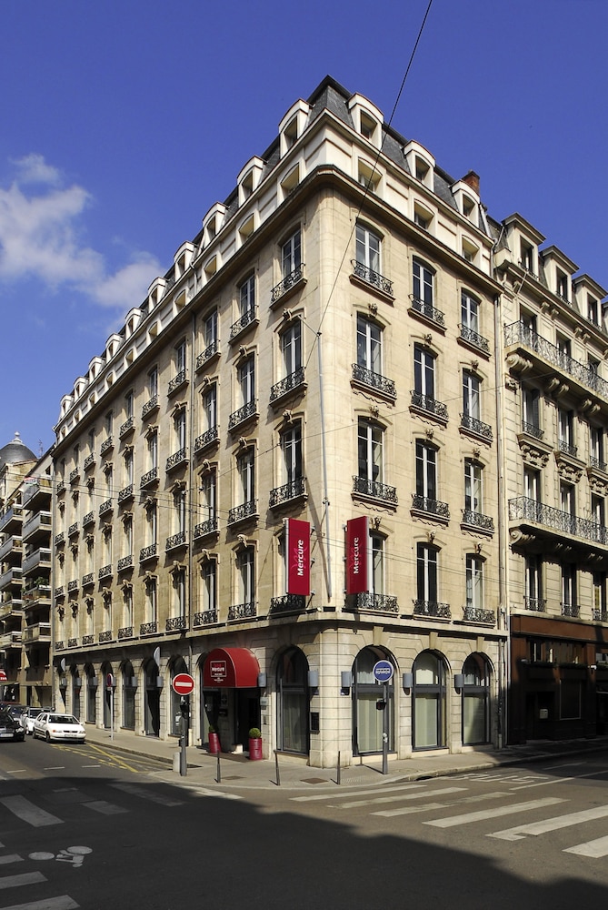Habitación Privilege, con 1 cama doble del hotel Mercure Lyon Centre Plaza République. Foto 5