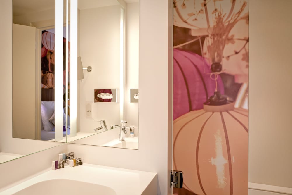 Habitación Classic con dos camas individuales del hotel Mercure Lyon Centre Plaza République. Foto 8