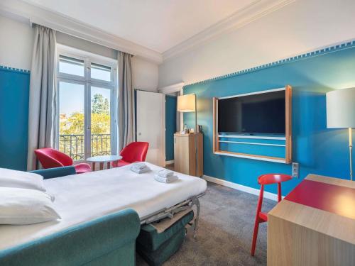 Suite Lujo 1 habitación Sofá Cama incluido 1 Cama doble del hotel Mercure Lyon Centre Château Perrache. Foto 1