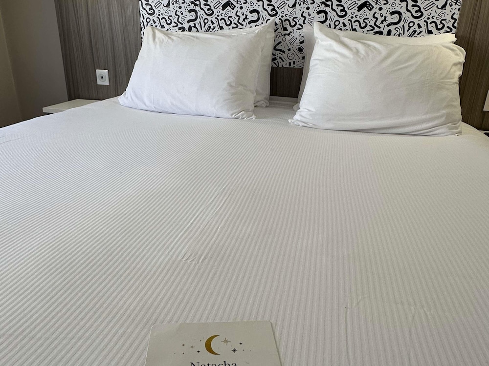 Habitación Estándar - 1 cama doble del hotel Ibis Styles Lyon Gorge de Loup Saphir. Foto 6