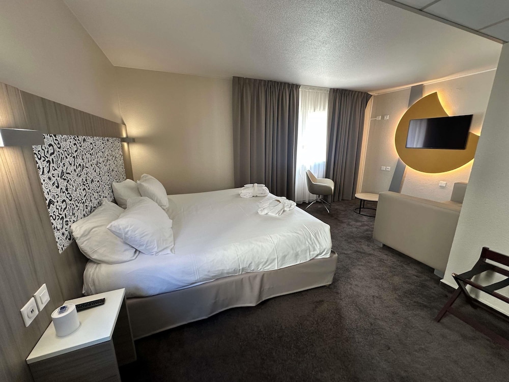 Habitación Confort - 1 cama doble y 1 sofá - cama del hotel Ibis Styles Lyon Gorge de Loup Saphir. Foto 4