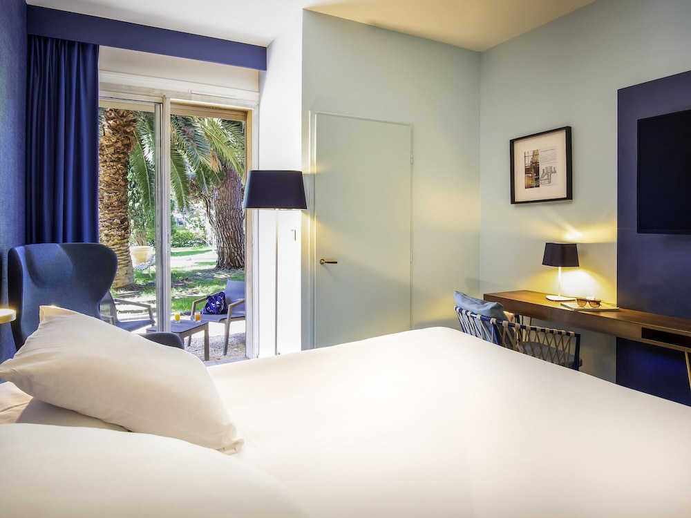 Habitación clásica, 1 cama doble, vistas al jardín del hotel Mercure Marseille Centre Bompard La Corniche. Foto 4