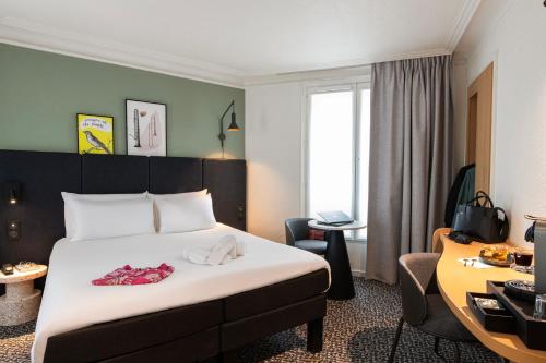 Habitación Doble Confort del hotel ibis Paris Grands Boulevards Opéra 9e. Foto 5
