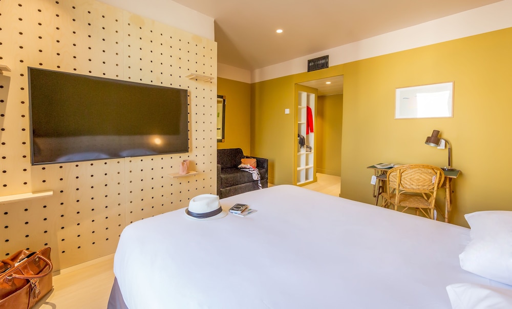Habitación Pop con cama doble del hotel Greet Marseille Centre St Charles. Foto 2