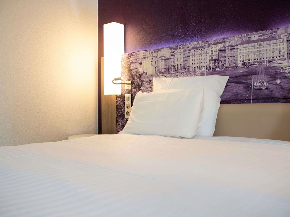 Habitación doble Superior 1 Cama king Normal del hotel Hotel Mercure Marsella Centro Viejo Puerto. Foto 3