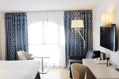 Habitación Doble Confort del hotel Nice Riviera. Foto 1