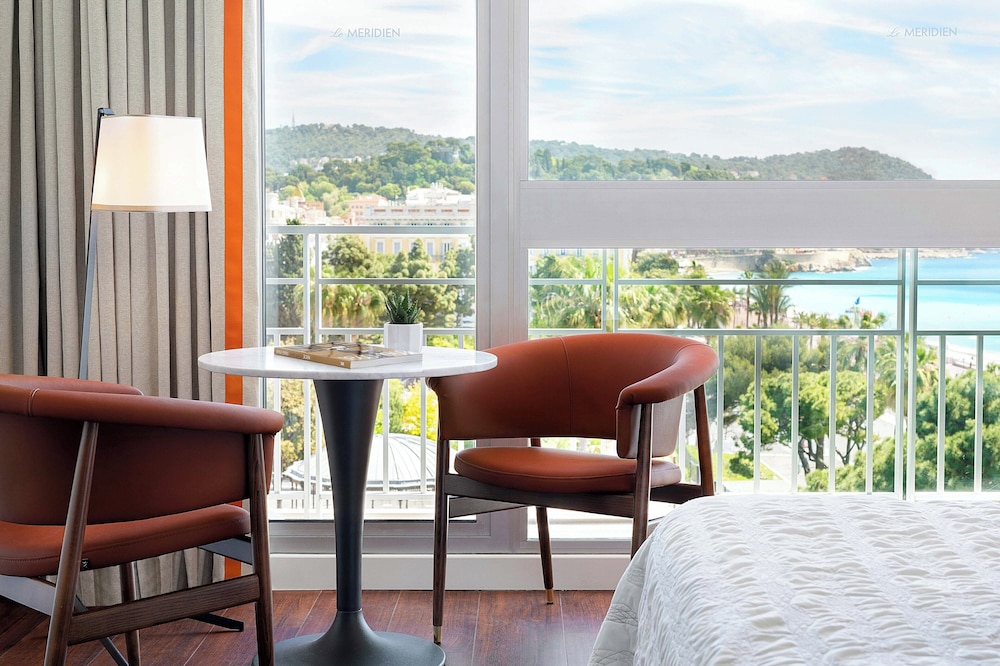 Habitación Deluxe, 2 camas individuales, vistas al jardín del hotel Le Meridien Nice. Foto 3