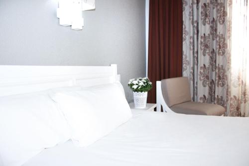 Habitación Familiar del hotel Hospedium Castilla. Foto 6