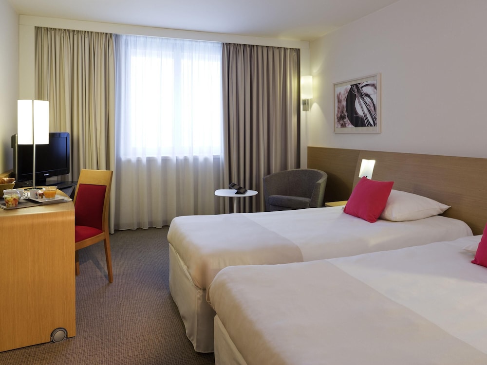 Habitación Clásica - 2 camas individuales del hotel Novotel Nice Centre Vieux Nice. Foto 3