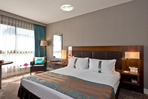Habitación Estándar con cama extragrande - No fumadores del hotel Holiday Inn Nice, An Ihg