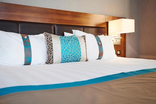 Habitación Estándar con cama extragrande - Planta alta del hotel Holiday Inn Nice, An Ihg. Foto 1