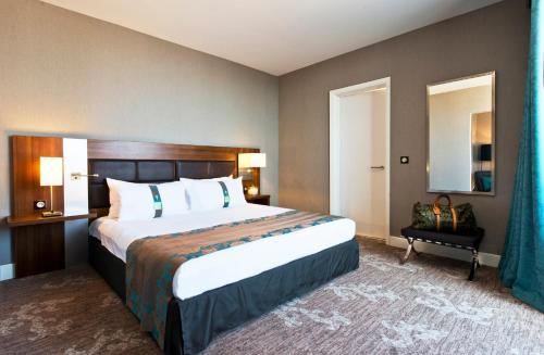 Habitación Estándar con cama extragrande - Planta alta del hotel Holiday Inn Nice, An Ihg. Foto 4