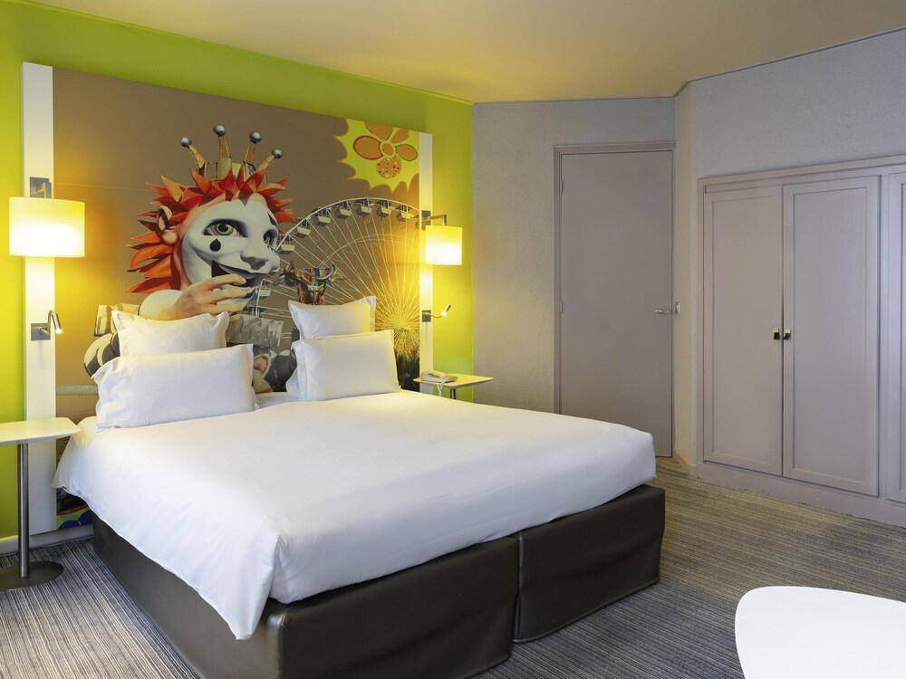 Suite junior, 1 cama de matrimonio grande con sofá cama del hotel Mercure Nice Centre Grimaldi