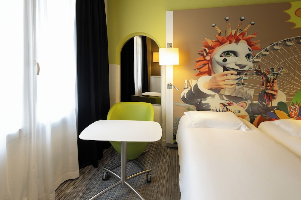 Habitación clásica con 2 camas individuales, 2 camas individuales del hotel Mercure Nice Centre Grimaldi. Foto 3