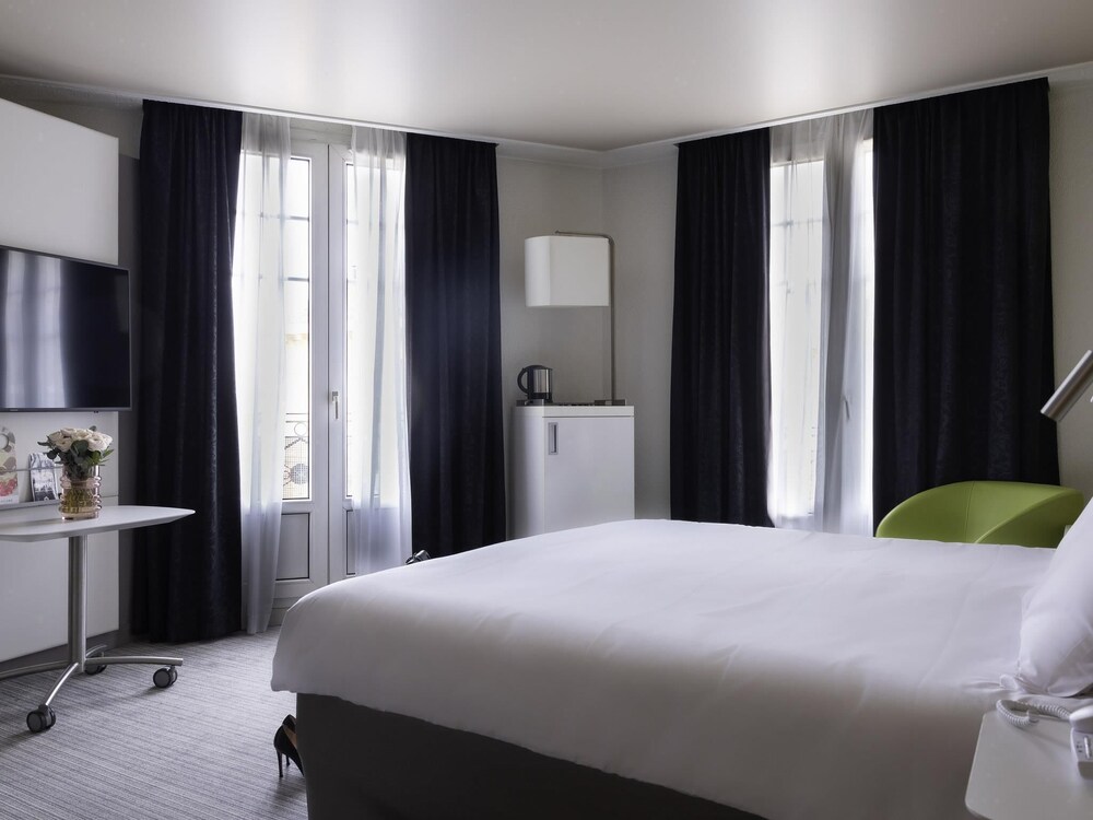 Habitación superior, 1 cama doble, terraza del hotel Mercure Nice Centre Grimaldi. Foto 6