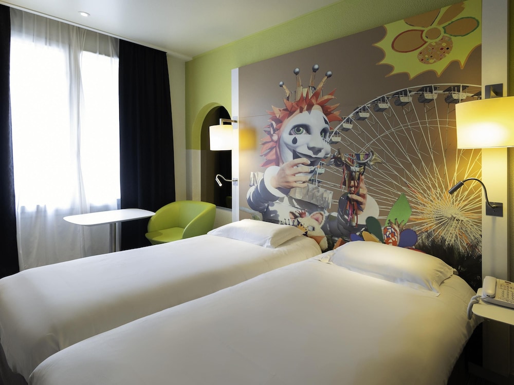 Habitación clásica con 2 camas individuales, 2 camas individuales del hotel Mercure Nice Centre Grimaldi. Foto 9