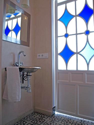 Habitación Ático del hotel Casa De Colón. Foto 1