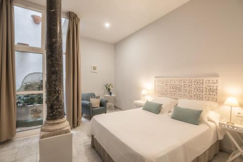 Habitación Doble Estándar - Planta baja del hotel Casa De Colón. Foto 2